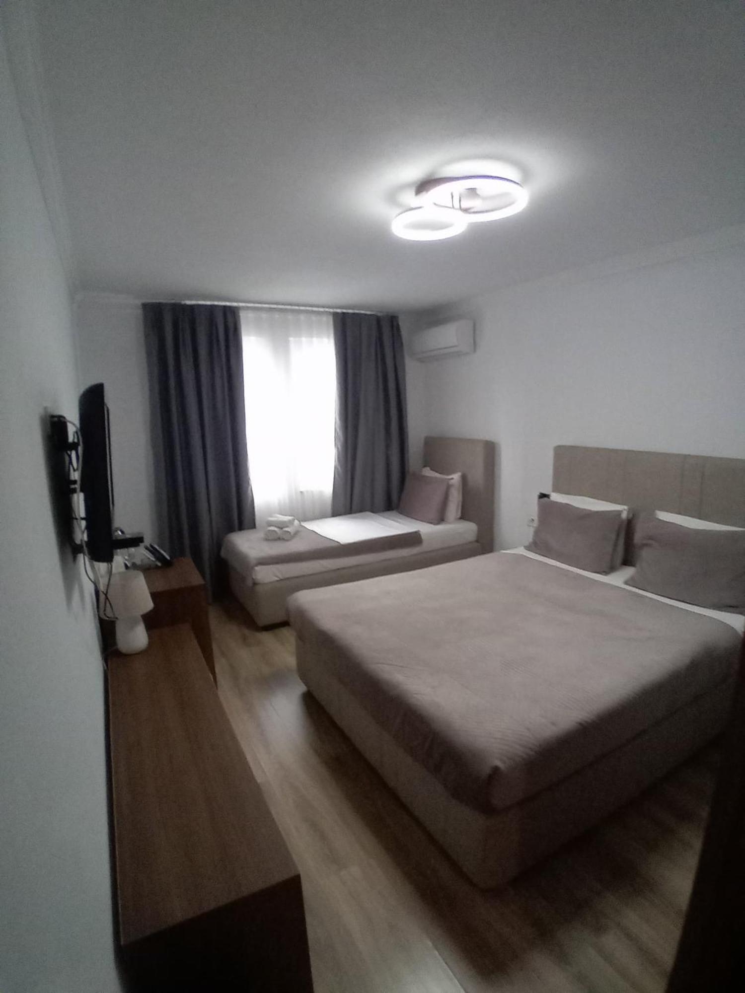 Hotel Driada Gjakova Exterior photo